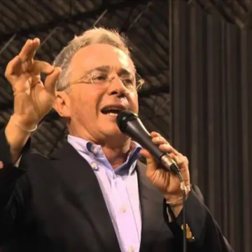Captura de pantalla 2023-08-07 a la(s) 14.19.59 Colombia: cambio político y mayoría sin referente nacional