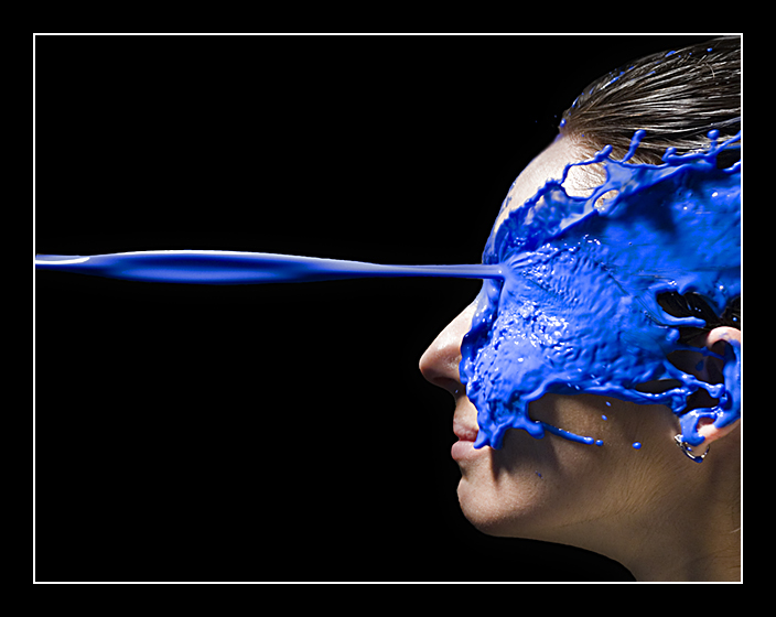 El color rojo estimula la atención y el azul la imaginación, según estudio