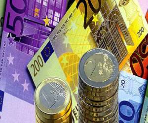 billetes-euros Presión para que Uruguay no tenga secretos
