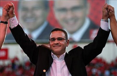 mauricio-funes “No tenemos derecho a equivocarnos”, dice Mauricio Funes en El Salvador