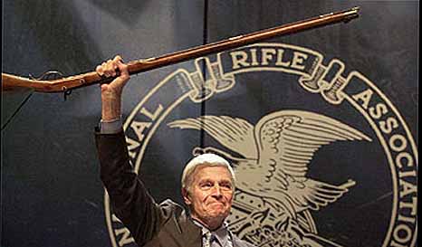 rifle EE.UU: Legitimidad vs legalidad. Los amigos del rifle