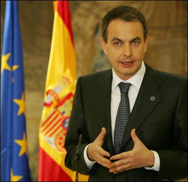 Rodríguez Zapatero adelanta para el 20 de noviembre las elecciones generales