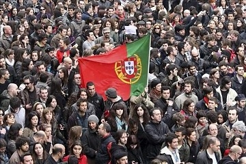 00513993626d35649a61c6058c6aa103 Portugal se echa a la calle contra los recortes del Gobierno