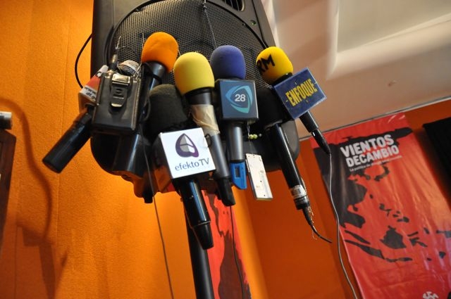 ec034d547fb98889a12c5fde26adbe93 Ciencia política y medios de comunicación