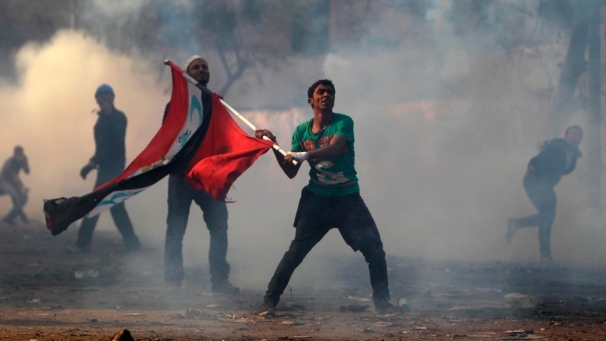 cac5a6e0bc3c4450d6f88382b1ebbf5d El Ejército egipcio expulsa de Tahrir a los opositores al actual Gobierno Militar