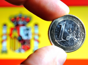 3cb6b79bb4377a4b064a74e7dc7b1c7d Rajoy ajustó aún más el cinturón de los españoles