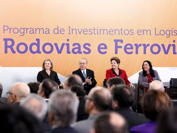 Golpe de timón hacia el sector privado