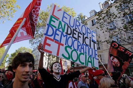 6d85a5ac6b0d48191add67e36b0dc51d París tomó la calle para frenar el ajuste