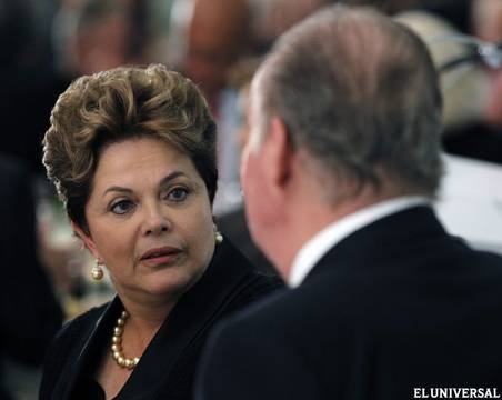 Arremete Rousseff contra políticas de austeridad en Europa; prevé más recesión