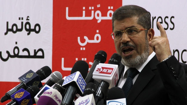 Mursi dijo que no dará marcha atrás