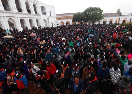 Rebeldía viva. Se movilizan más de 40 mil zapatistas en 5 municipios de Chiapas