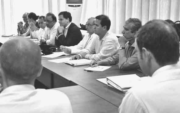 Acuerdo de paz con reforma política y electoral a fondo