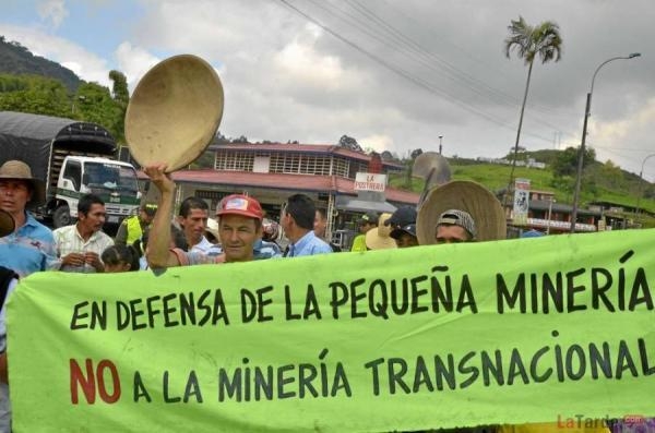 Los pequeños mineros, otro sector que desnuda al Gobierno