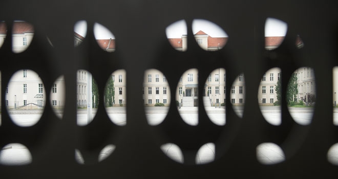 Alemania exige la salida de Berlín del jefe del servicio de espionaje estadounidense