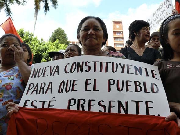 ¿Se abre paso la Constituyente de la paz?