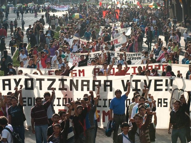 a1053a20ab0e466f36737c3e29a40982 Crece la indignación de los mexicanos
