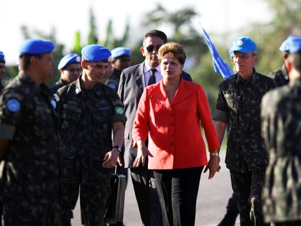 Dilma cambió la cúpula de las FF.AA.