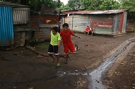 El Salvador: La pobreza, desde los empobrecidos