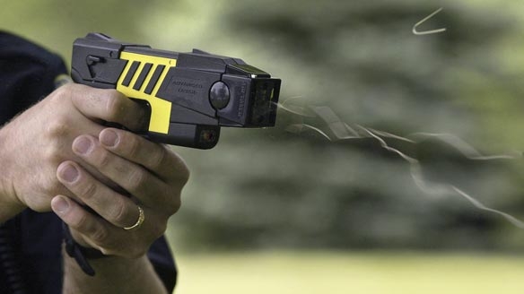7fcebcb5e222c652a8ce3433cd664bb2 Cómo evitar los efectos de las pistolas Taser