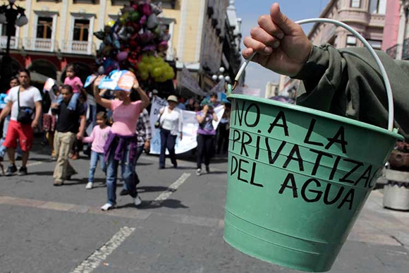 21e13542788051aaabb67153ca4ee669 Crece guerra por el agua entre gobiernos y corporaciones