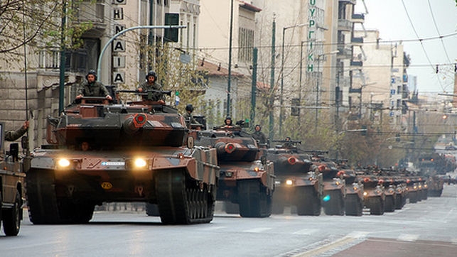 La deuda militar con Francia y Alemania ahoga a Alexis Tsipras