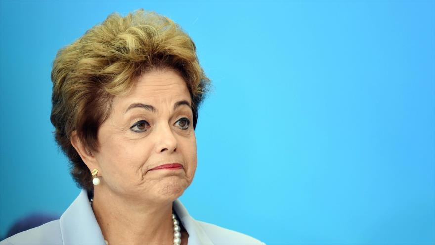 Brasil, el peligro de un naufragio y Julieta Venegas