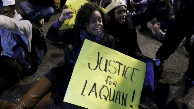 30 segundos, 16 disparos, 400 días: El asesinato de Laquan McDonald