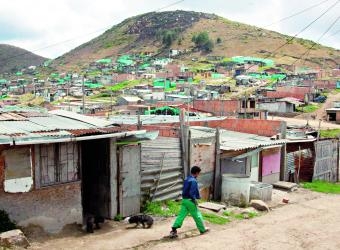 Más de la mitad de los habitantes de AL viven en pobreza: Cepal