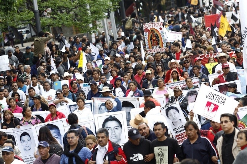Reclamo por los 43 estudiantes