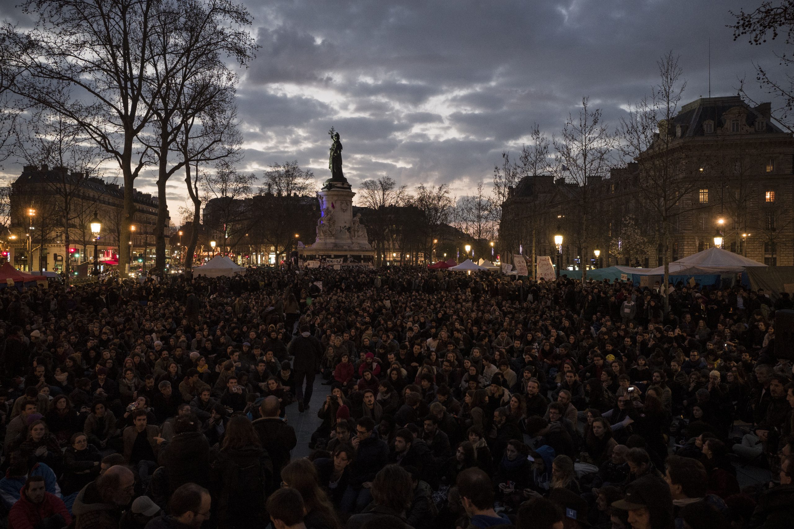 Tres despachos sobre Nuit Débout