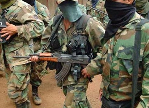 De la experiencia temprana en Bolivia hasta Colombia y México Narcotráfico y paramilitarismo, contubernio contrainsurgente