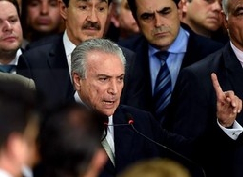 Venezuela y El Salvador retiran a sus embajadores de Brasil; rechazan a Temer