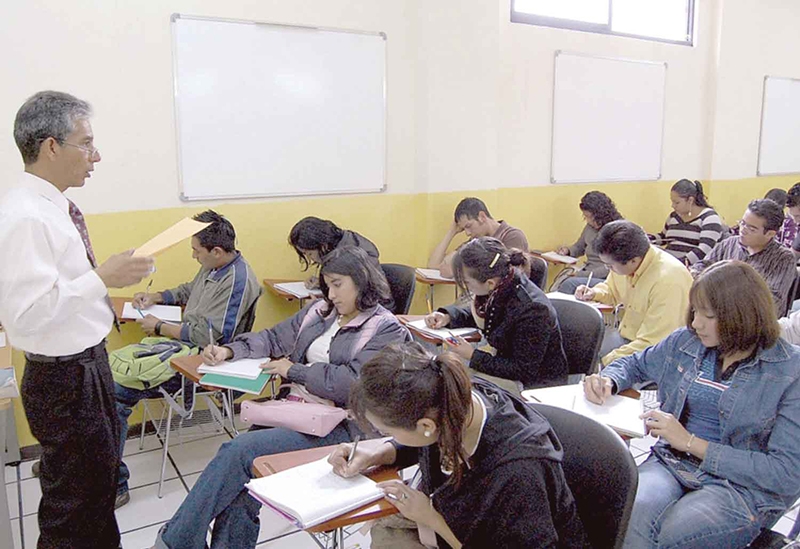 ¿Cuánto cuesta enseñar?