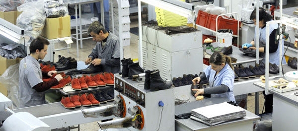 En América Latina, Colombia es el país donde más horas se trabaja, ¿por qué?