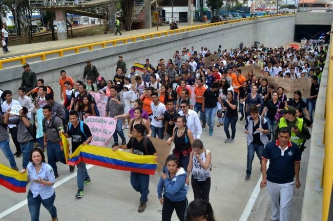 Las razones de los trabajadores del Sena para continuar en paro indefinido