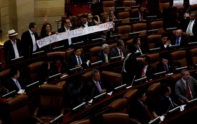 La Cámara colombiana refrenda el nuevo acuerdo de paz con las FARC