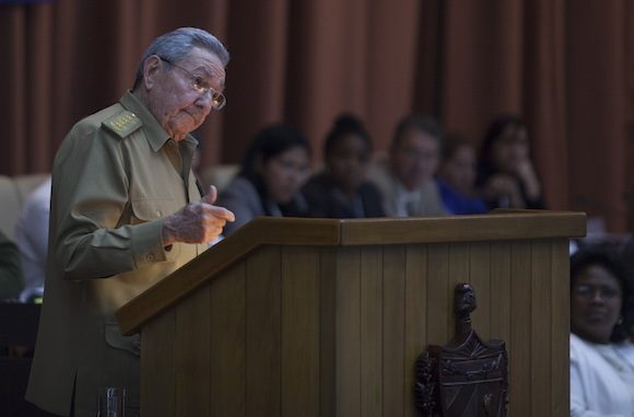 La recesión económica apremia las reformas en Cuba