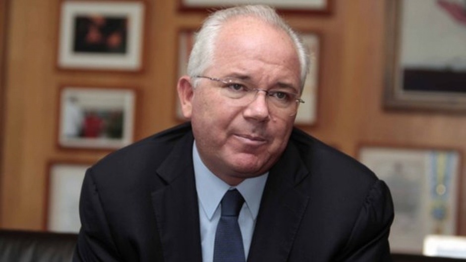 “El gobierno colapsó a PDVSA y no puede recuperar el millón de barriles que perdió”