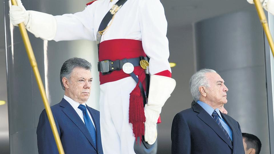 Santos y Temer intervienen en Venezuela