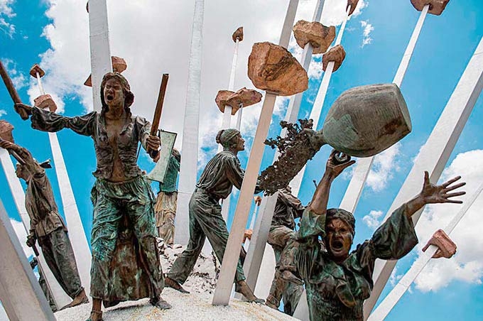 Los comuneros, vigencia para el debate y praxis en el Sur
