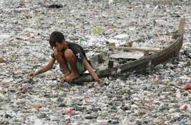 Rediseñan enzima come PET, solución contra el contaminante