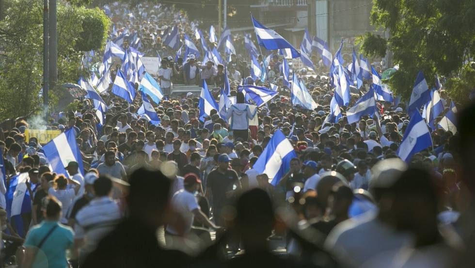 Decenas de miles de nicaragüenses exigen el fin del régimen de Ortega