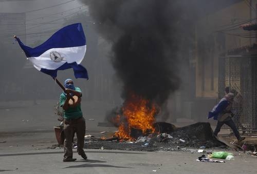 El ejército de Nicaragua toma distancia del presidente Ortega