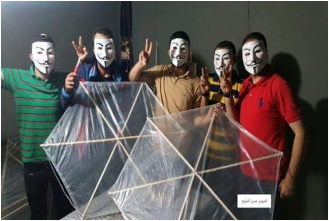 3a379c9c32b2fd9cb04ca70ece31f419 Es imposible sofocar el desafío que lanza cometas llameantes desde Gaza