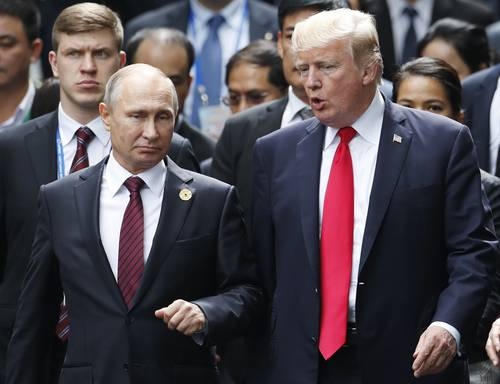 El “gran trueque” de Trump y Putin en el Bazar de Helsinki, según The New Yorker y Susan Rice