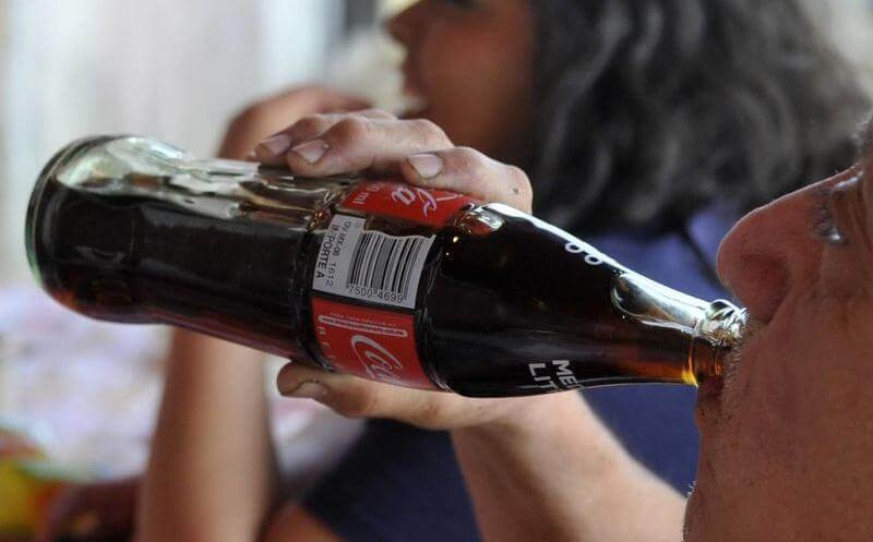 5135c983409f76db9f7d5b3a9dee2cf7 Refrescos de cola causan desde anemia hasta Alzheimer