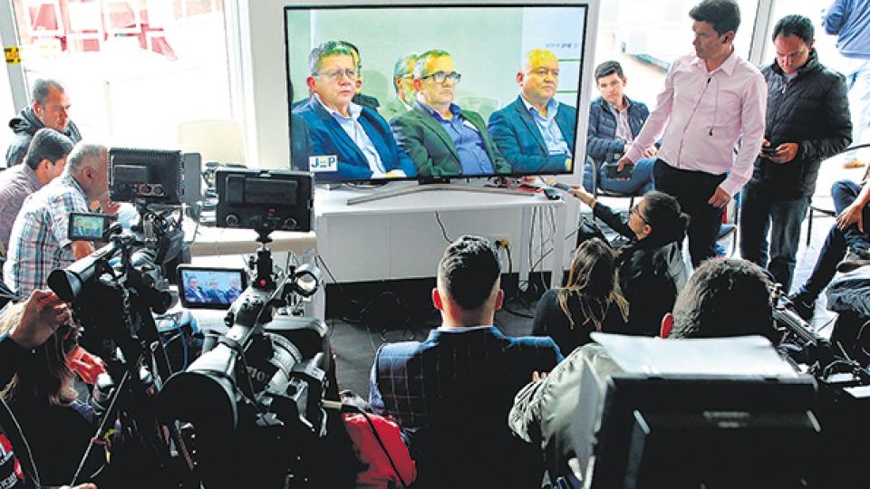 Las Farc comparecen ante la Justicia de Paz