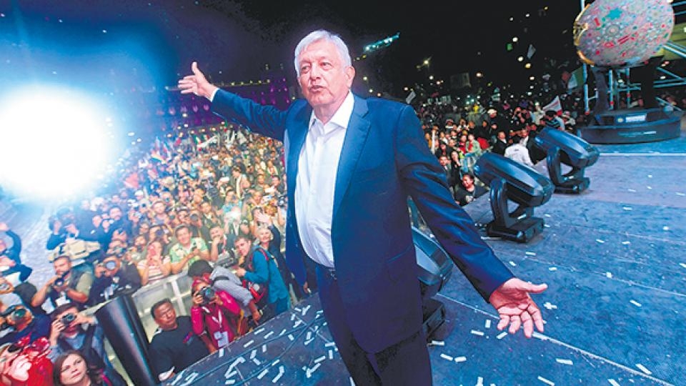 Noche de bodas para López Obrador y su Morena