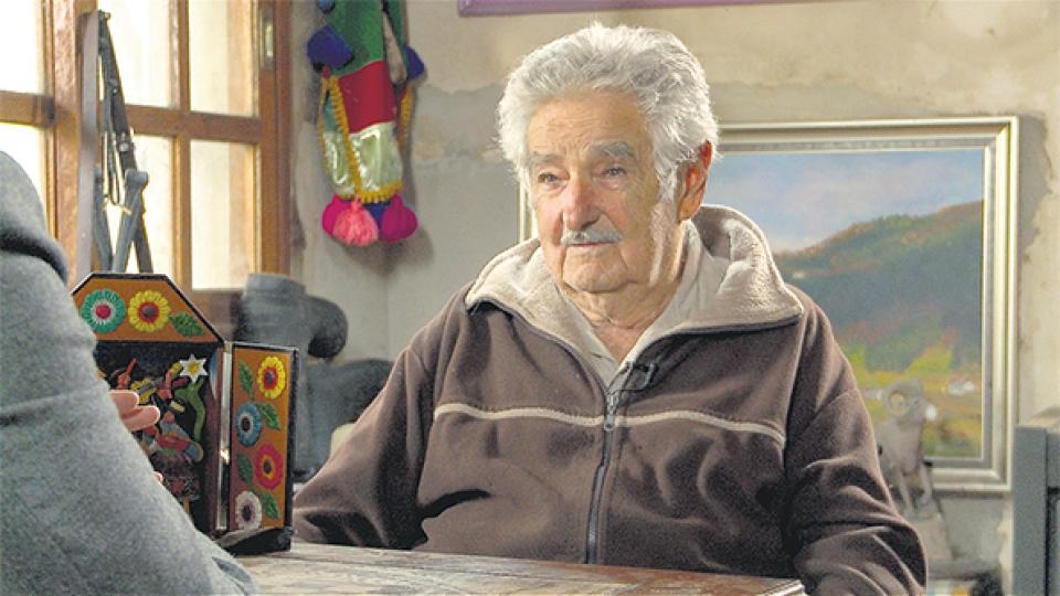 fd85b28a7e4e26e6d0ad135a7a30e27f Entrevista a Pepe Mujica sobre Lula, el consumismo, la prisión, el odio y la realidad del país