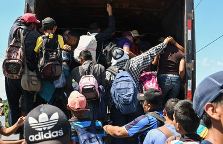 Inician Caminata del Migrante rumbo a EU dos mil hondureños